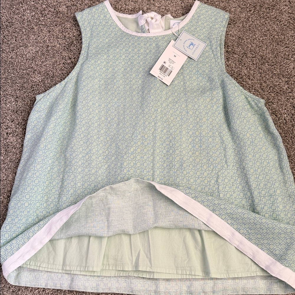 Crown and Ivy NWT “Sewing Down South” adorable lined Swing Top, Med - Picture 3 of 6